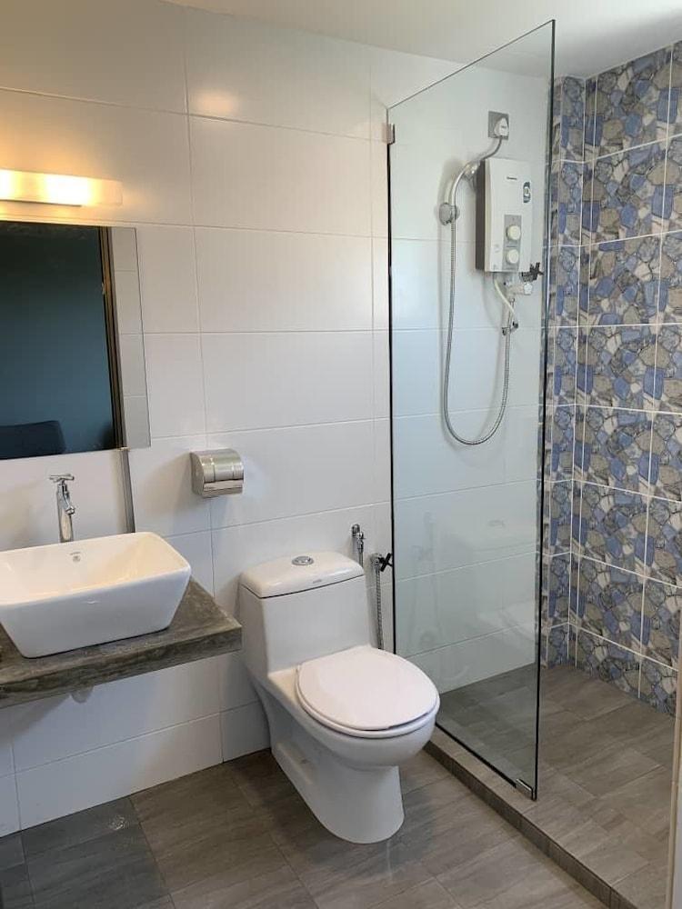 Greenlast Hotel Куантан Екстериор снимка