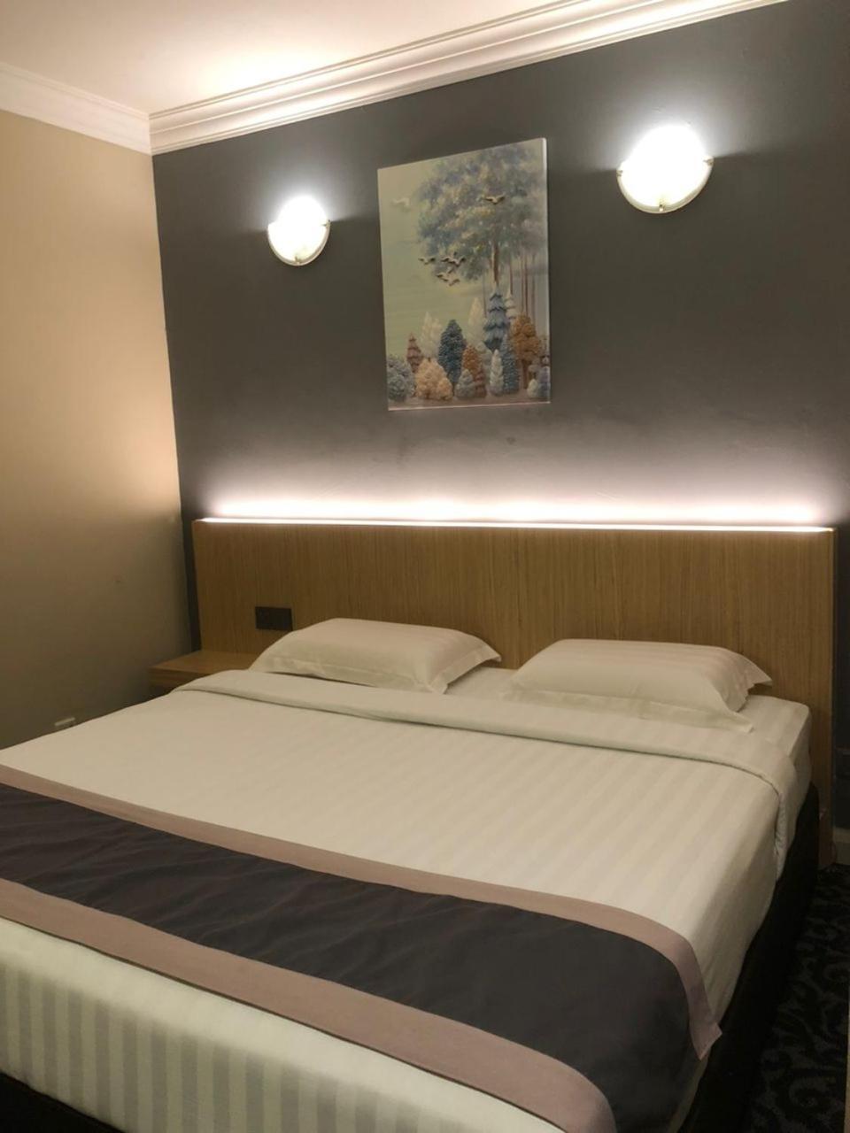 Greenlast Hotel Куантан Екстериор снимка