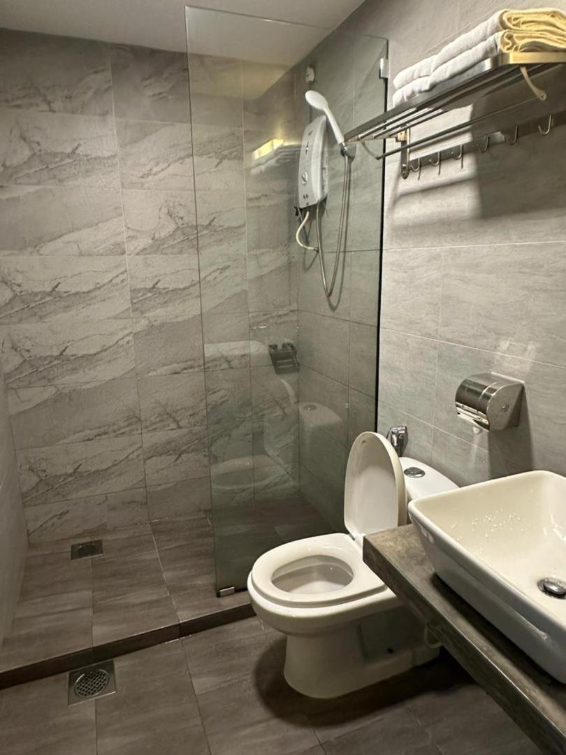 Greenlast Hotel Куантан Екстериор снимка